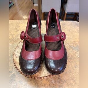 Clarks Indigo Belladonna Red and Brown Mary Jane Pumps